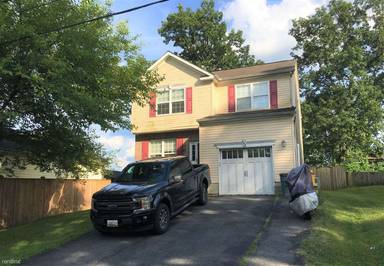 Main picture of 803 202nd St