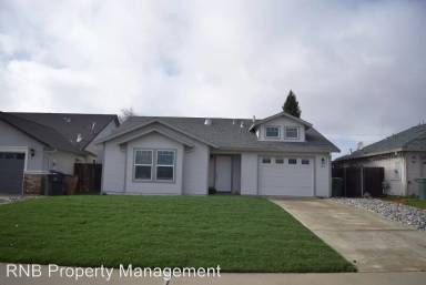 Main picture of 858 N St
