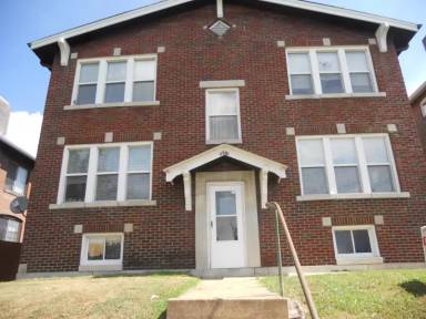 Main picture of 4981 Quincy St