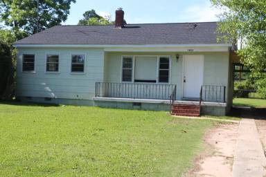 Main picture of 1907 W Highland Ave