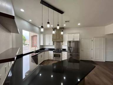 Main picture of 2164 Balboa Way