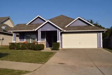 Main picture of 2216 Arrowhead Dr