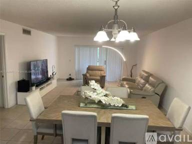 Main picture of 405 Lakeview Dr