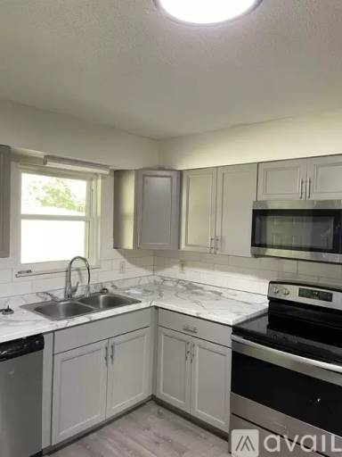 Main picture of 2825 Mynatt Rd