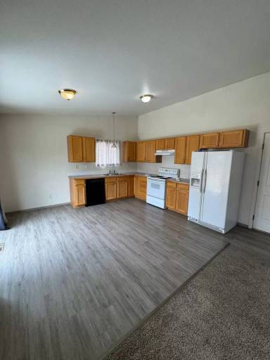 Main picture of 2702 Hawk Dr