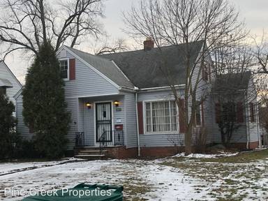 Main picture of 20814 Raymond St