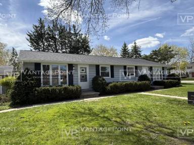 Main picture of 3510 Golf Dr