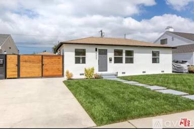 Main picture of 8337 Belford Ave