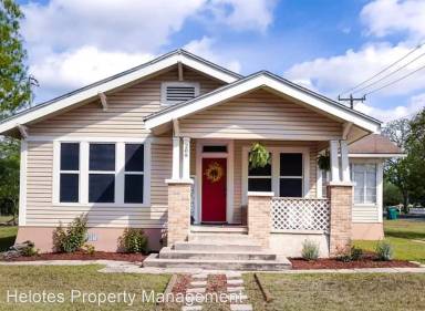 Main picture of 209 Kneupper St
