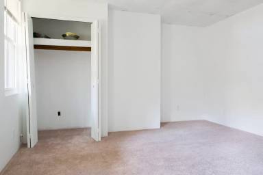 Main picture of 321 Seward St