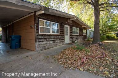 Main picture of 205 Wilshire Blvd