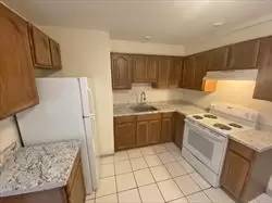 Main picture of 17 Winter St