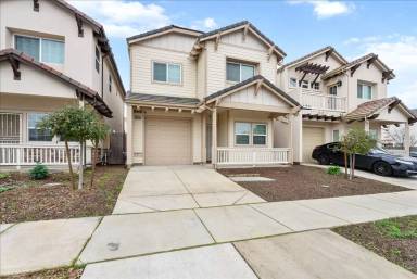 Main picture of 6200 Fowler Ave