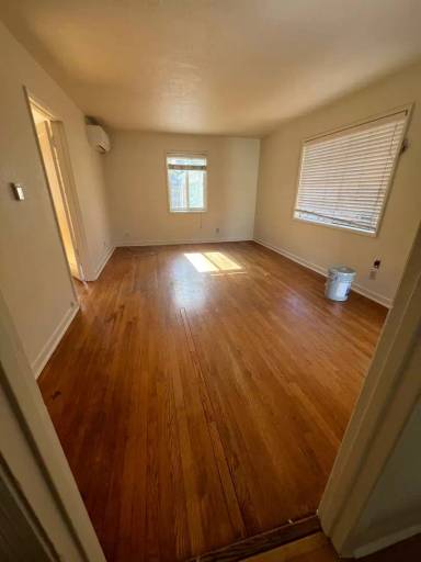 Main picture of 608-610 45th St