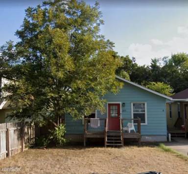 Main picture of 3103 E 13th St