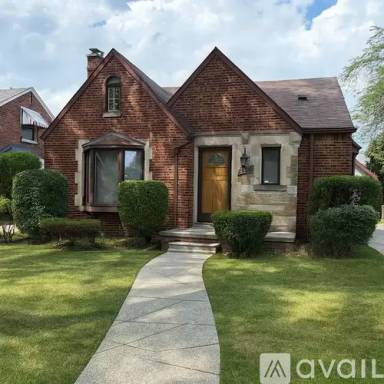 Main picture of 1676 Stanhope St