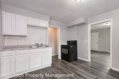 Main picture of 4492 W 136th St