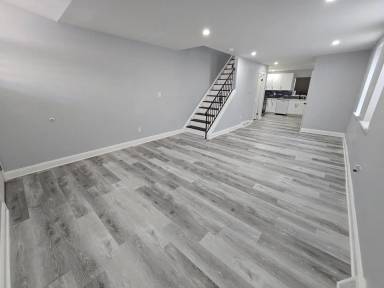 Main picture of 1725 N Wilton St
