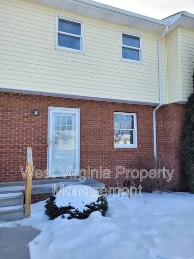Main picture of 152 Cardinal Way