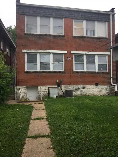Main picture of 4217 S Grand Blvd