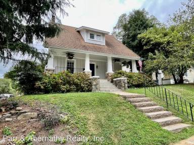 Main picture of 228 Virginia Ave