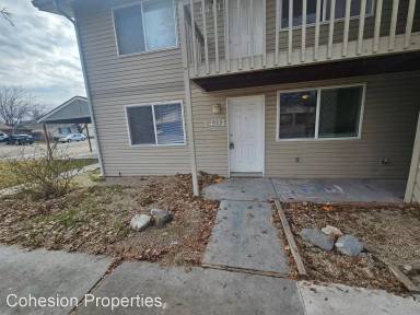 Main picture of 1401 W Sandalwood Dr
