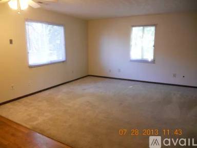 Main picture of 1291 Forsythe Ave