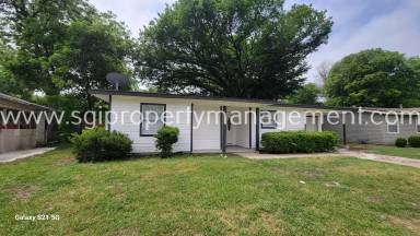 Main picture of 2008 E Mitchell St