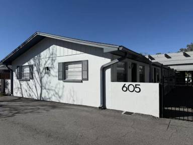 Main picture of 605 92nd Ave N