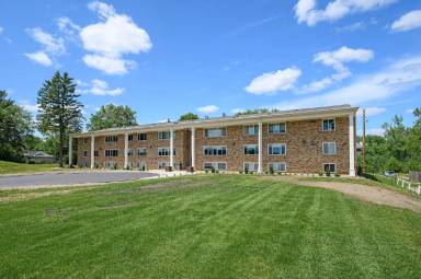Main picture of 6200 Golden Valley Rd