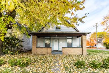 Main picture of 1032 N Rural St