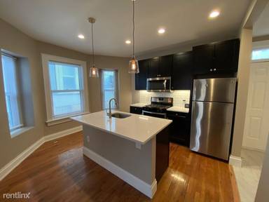 Main picture of 289 E 18th Ave