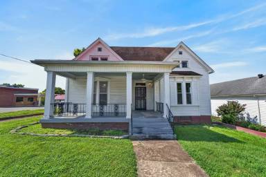 Main picture of 222 Union St