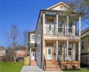 Main picture of 3021 Delachaise St