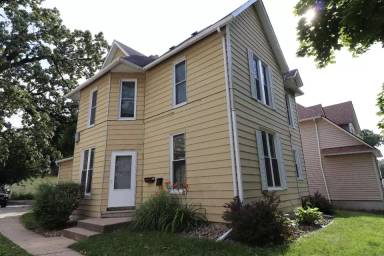Main picture of 2940 Brattleboro Ave