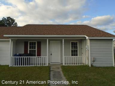 Main picture of 715 - 719 Pinewood Dr