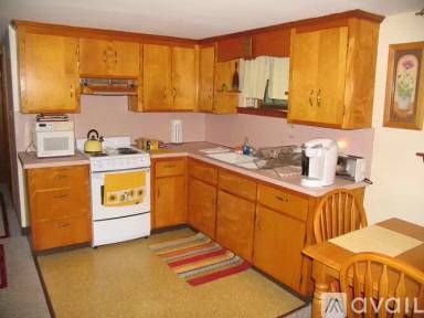 Main picture of 178 Broadway St