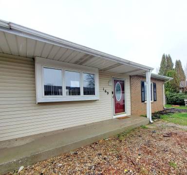 Main picture of 169 Meadows Cir