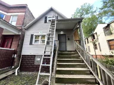 Main picture of 6942 S Carpenter St