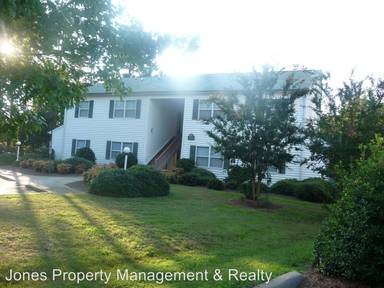 Main picture of 1919 Pine Bough Ln