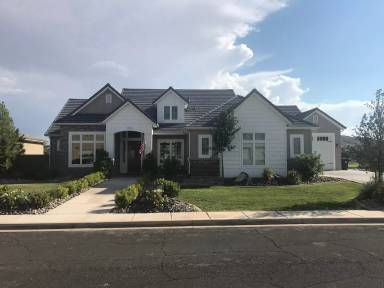 Main picture of 1076 E 1720 S