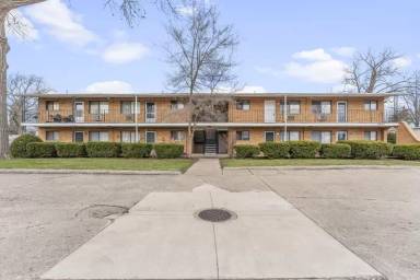 Main picture of 4064 Columbus St. - 5 - UPG