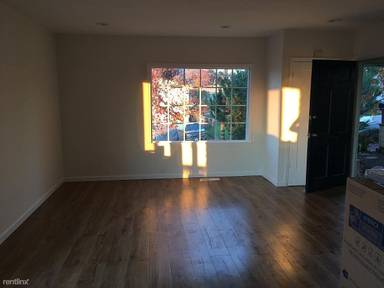 Main picture of 4533 Thompson St