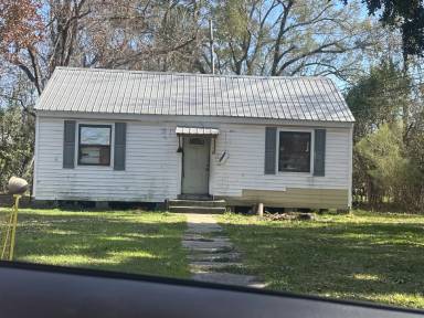 Main picture of 5540 Longfellow Dr