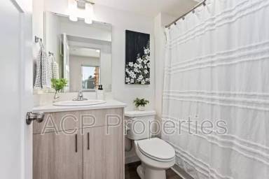 Main picture of 665 E Badger Rd