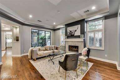 Main picture of 2925 Bookhout St