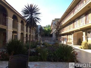 Main picture of 3220 Altura Ave