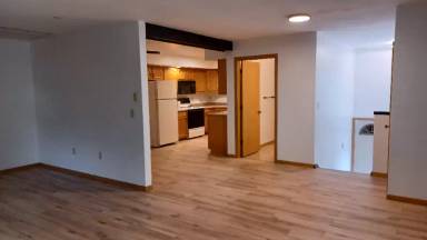 Main picture of 1700 Burdick St