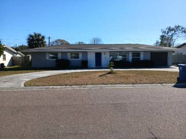 Main picture of 378 78th Ave NE