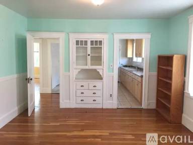 Main picture of 26 Adams St